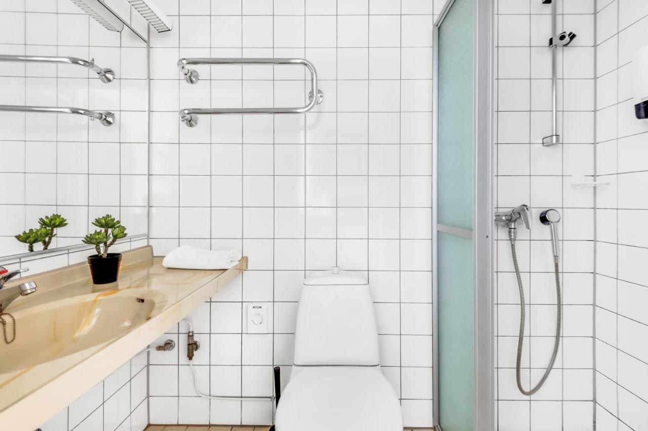 Hiisi Hotel Lohja Buitenkant foto